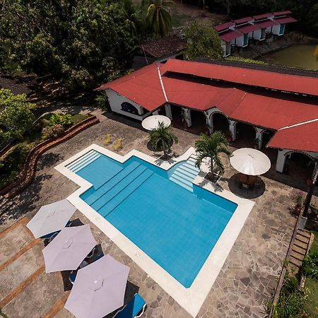 Hacienda Don Vicente Bungalows-Тарапото Екстериор снимка