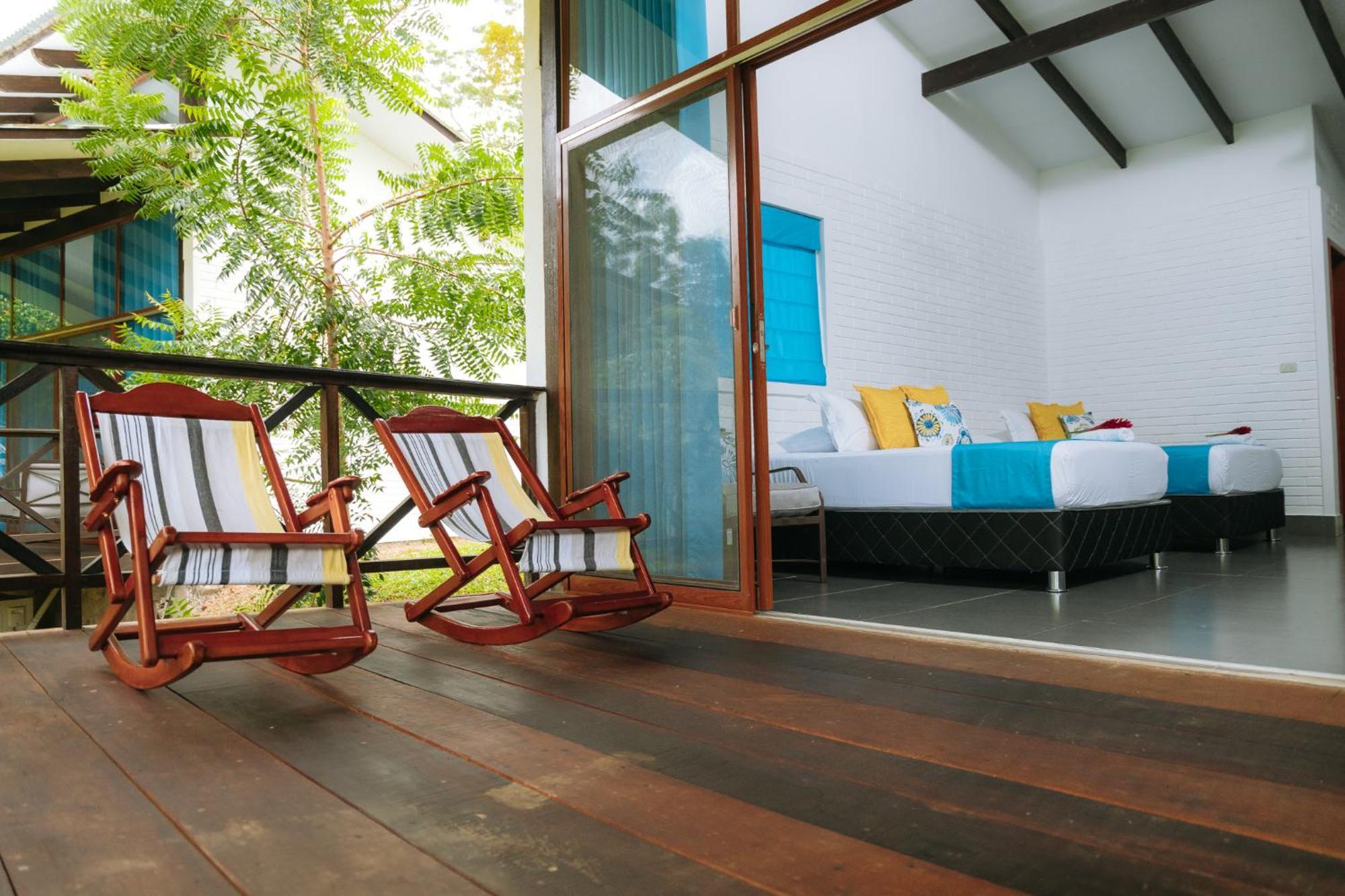 Hacienda Don Vicente Bungalows-Тарапото Екстериор снимка